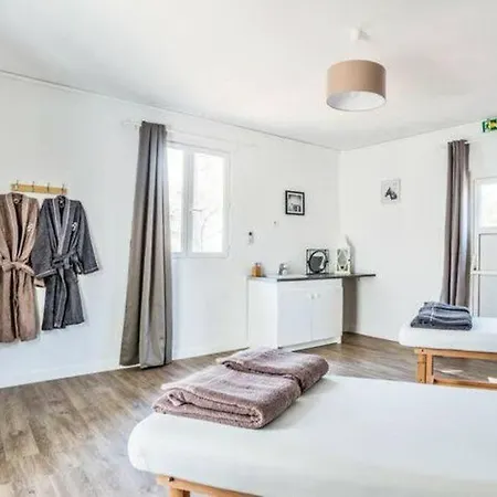 De 3 Pieces En Avec Piscine Apartment *