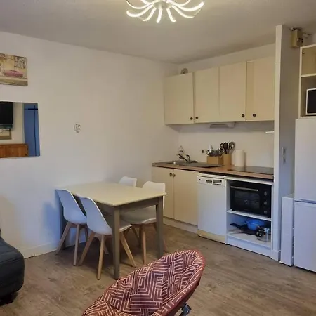 De 3 Pieces En Avec Piscine Apartment